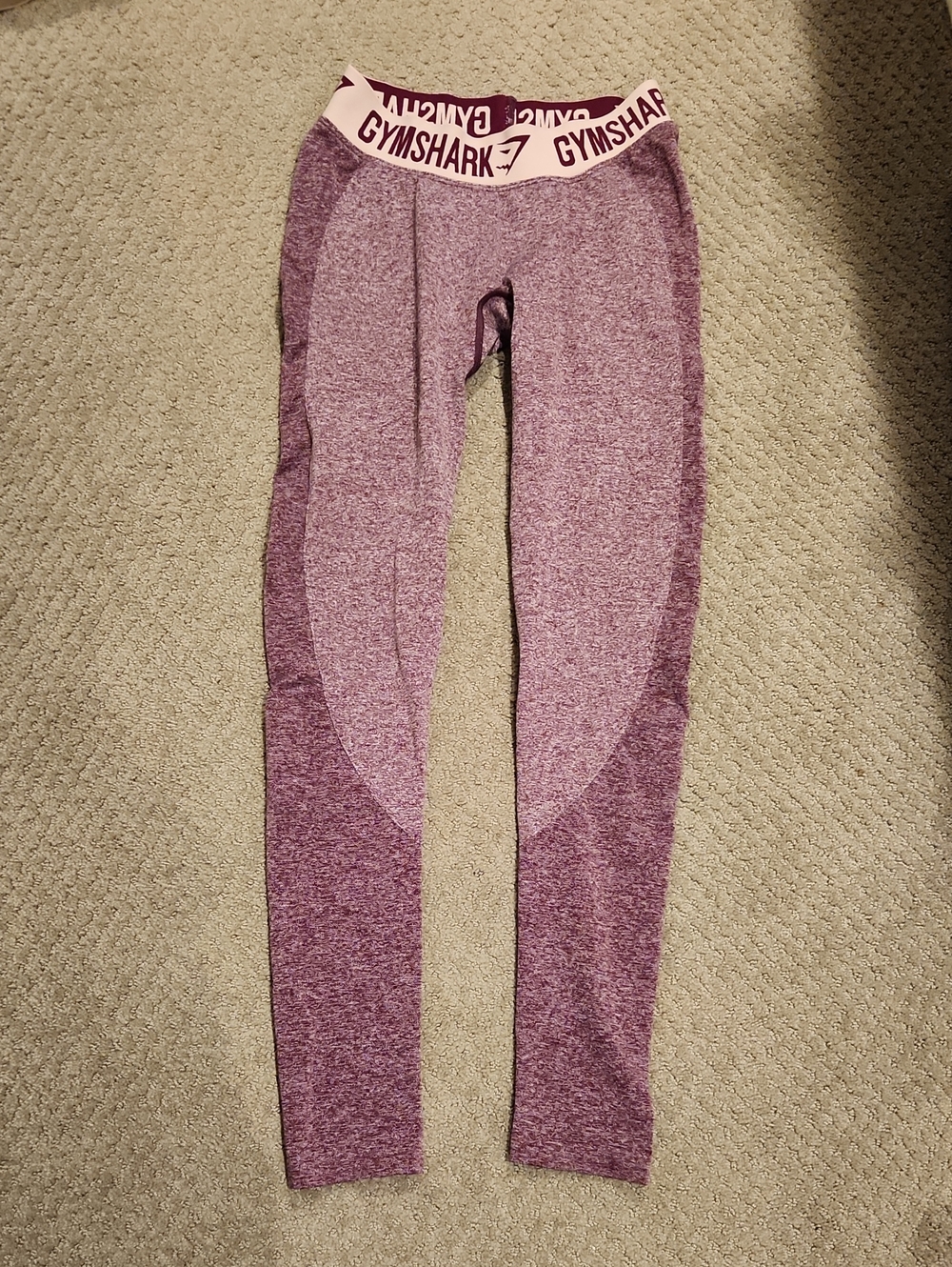 Gymshark Flex Leggings in a burgundy heathered color with a contrast waistband S